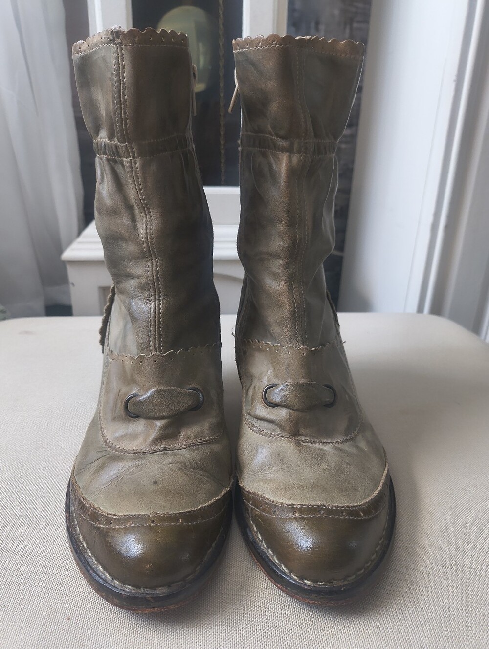 Neosens-Spanish Vintage Brand Known For Leather Hand Made Boots